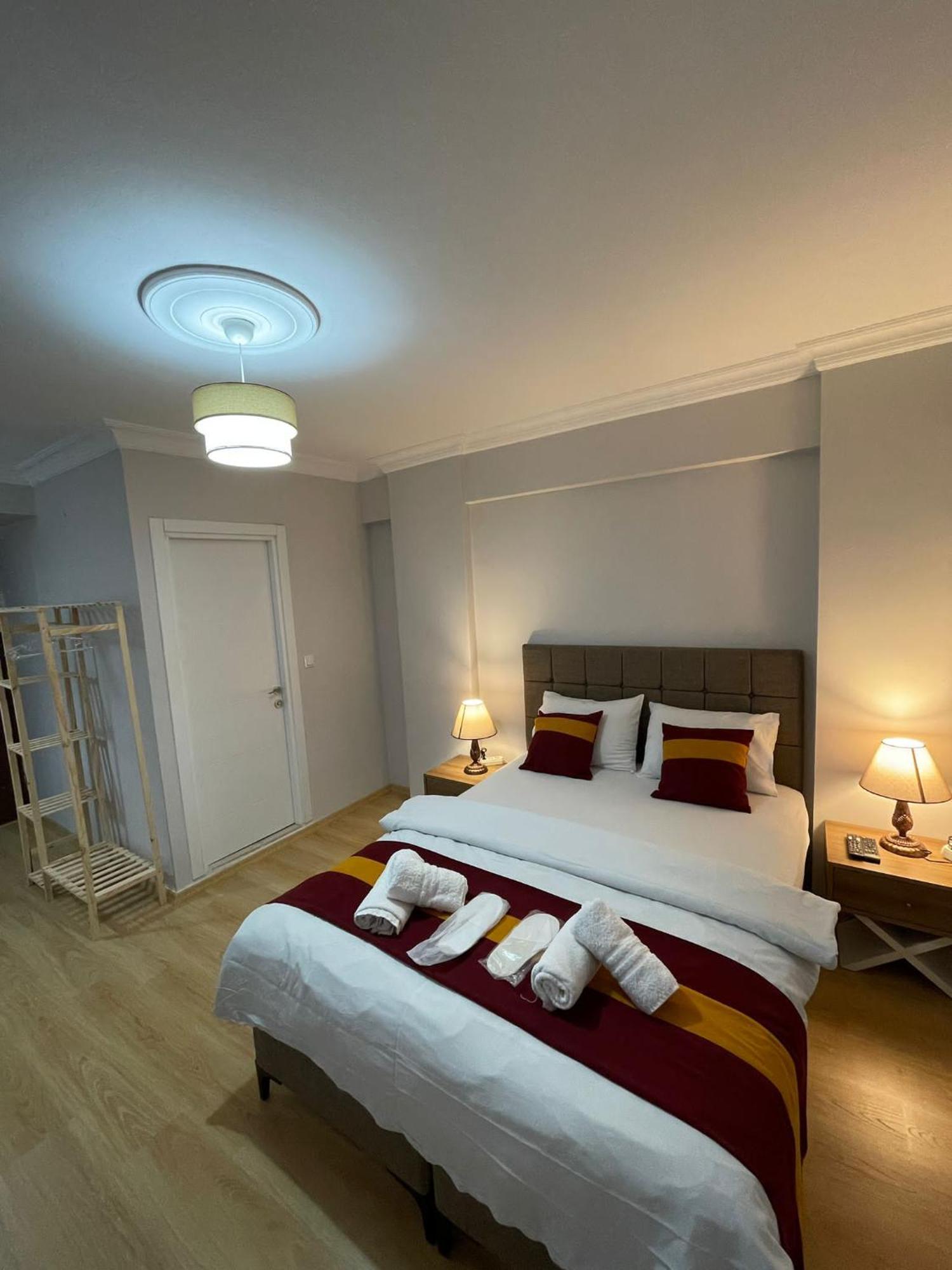 Taksim Rain Hause Aparthotel Istanboel Buitenkant foto