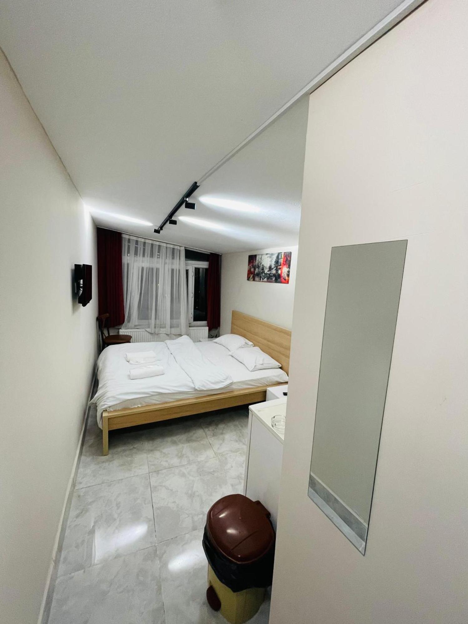 Taksim Rain Hause Aparthotel Istanboel Buitenkant foto
